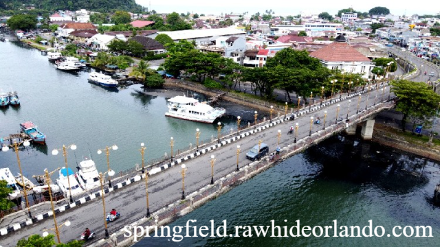 Jembatan Siti Nurbaya: Ikon Kota Padang yang Sarat Sejarah