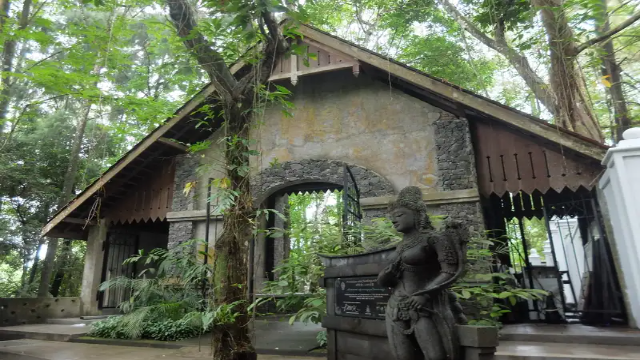 Museum Ullen Sentalu: Jejak Budaya Jawa dan Romansa Sejarah