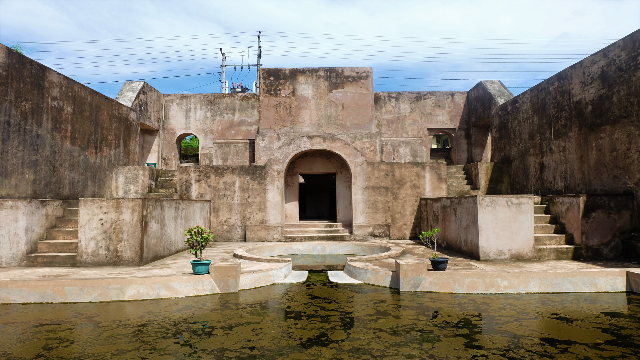 Situs Warungboto: Jejak Sejarah dan Keindahan Arsitektur Kuno